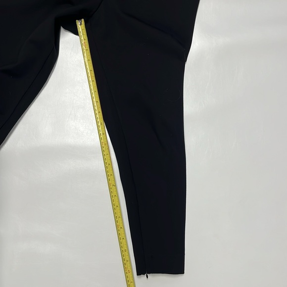 Black pants - Picture 3 of 4